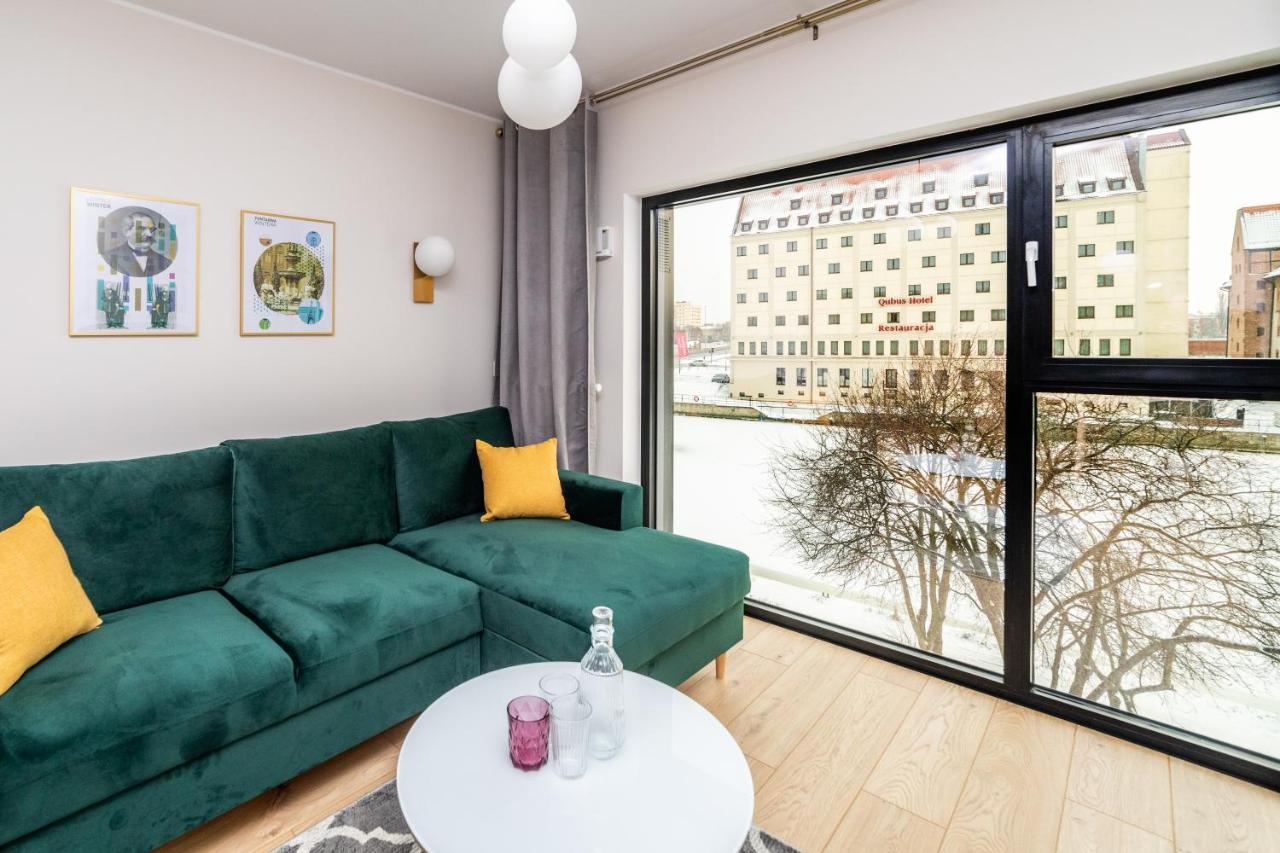 Pobookowane River View Apartments Гданск Екстериор снимка