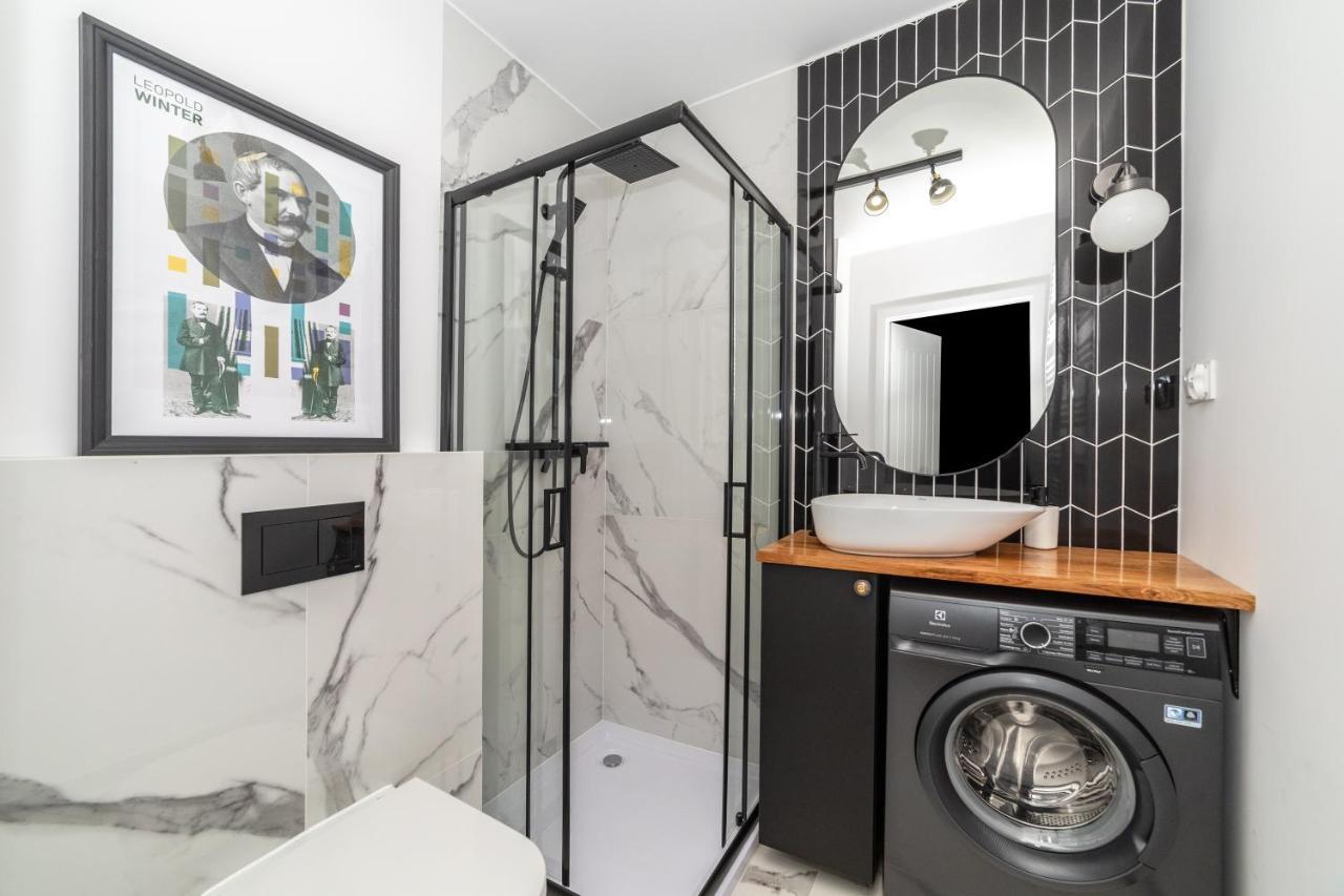 Pobookowane River View Apartments Гданск Екстериор снимка